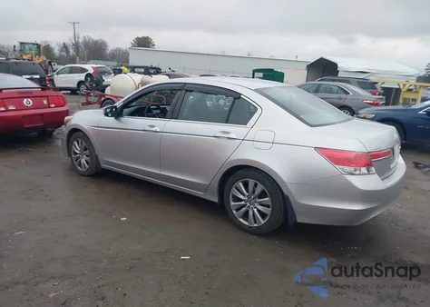 2012 Honda Accord 2.4 Ex from USA, damaged, VIN 1HGCP2F75CA162571